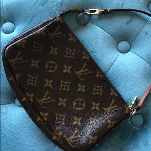Small authentic Louis Vuitton bag